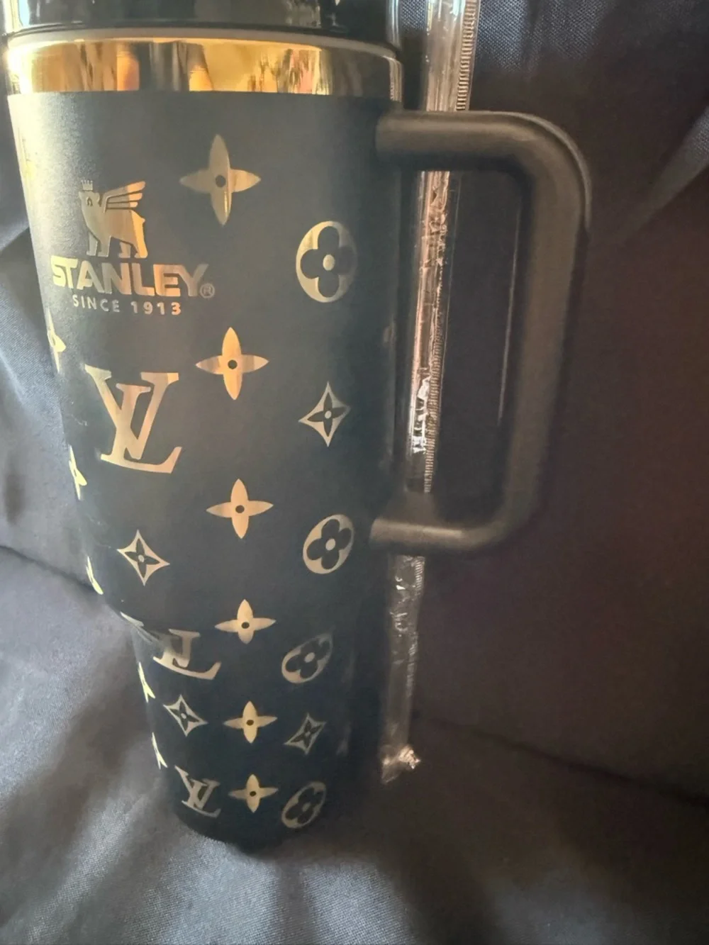 New Stanley 40oz Black and Gold Laser LEngravedV with Straw (No Original Box) - Picture 4 of 7